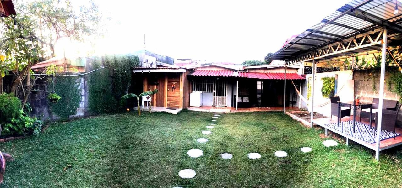 Airport Traveler'S Home Alajuela Extérieur photo